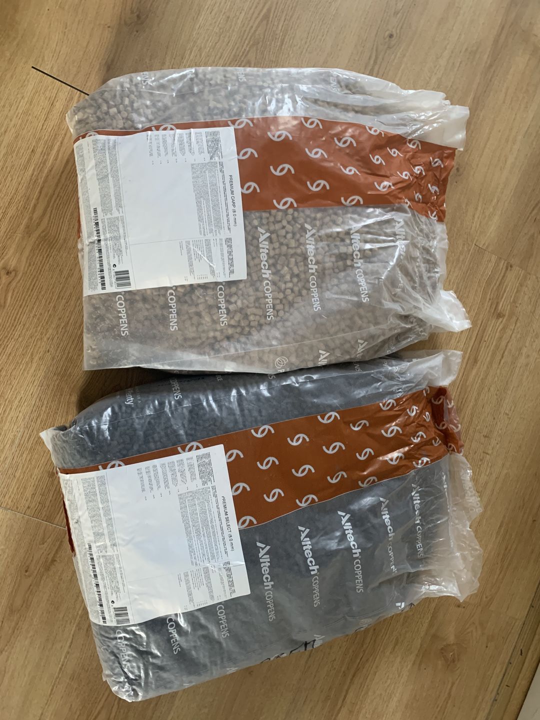 Customer photo review of PREMIUM CARP PELLETS - ALLTECH COPPENS