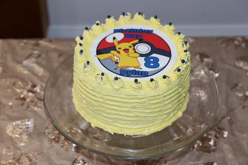 Customer photo review of 15 cm Round Custom Edible Icing Image