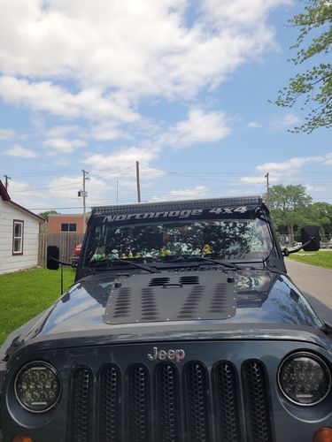 Customer photo review of Aerolidz Dual Row Clear Light Bar Cover - 50” 52” LED Silencer