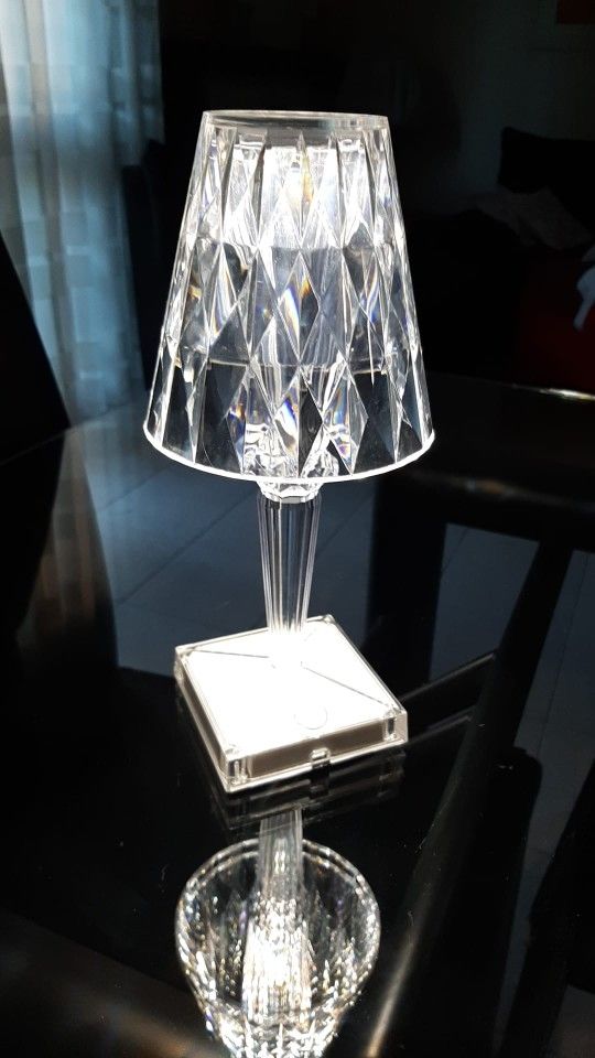 Customer photo review of Mantar Crystal™ Cordless Table Lamp