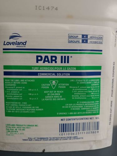 Customer photo review of Par 3 Lawn Weed Killer 4L