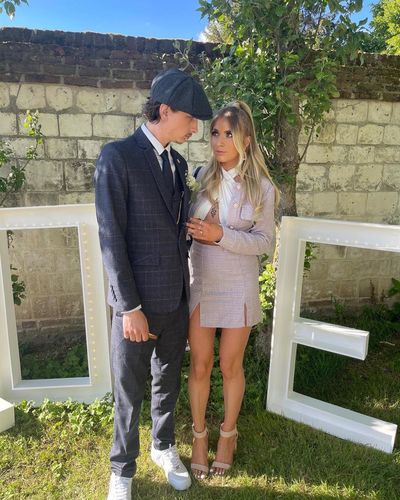 Customer photo review of Three-piece suit Shelby