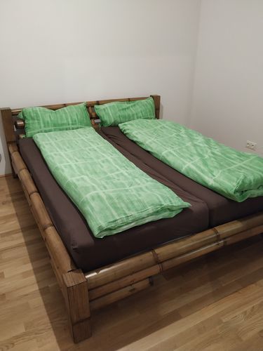 Customer photo review of Designer Bambus Bett TABANAN HonigAntik