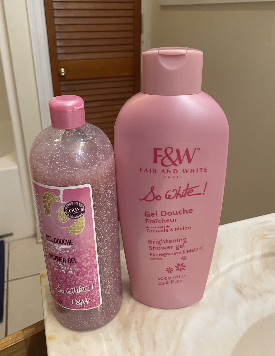 Customer photo review of Fair and White So White! Refreshing Shower Gel With Pomegranate And Melon Extracts (Jumbo-1000ml / 33.81 fl oz)