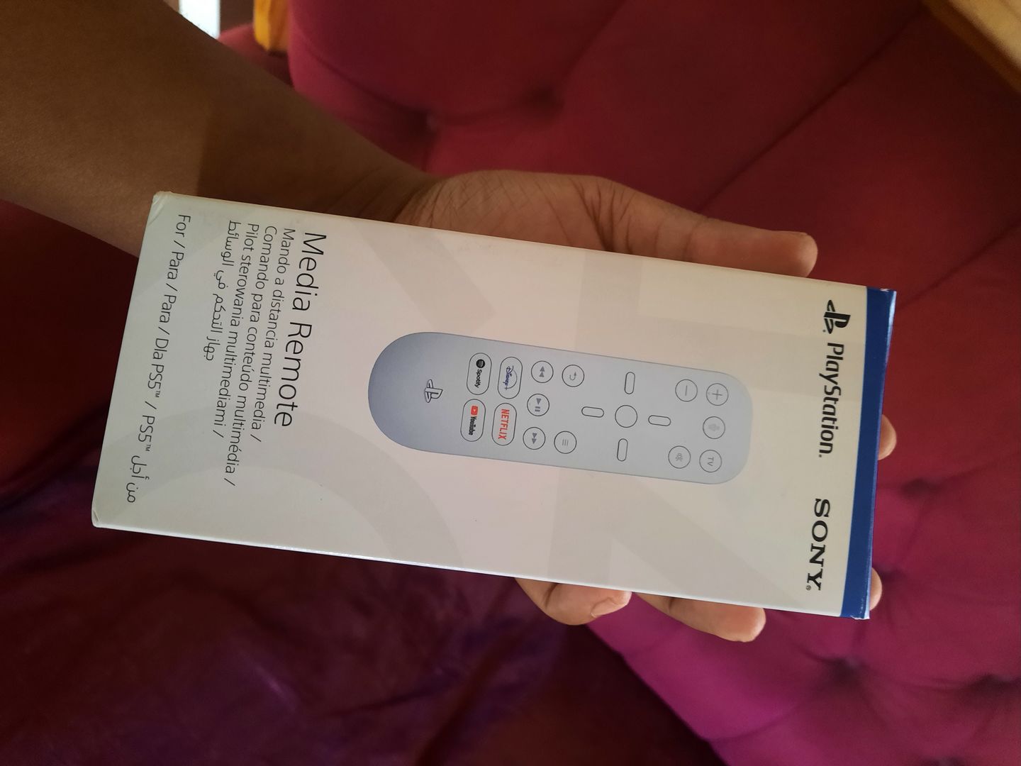 Customer photo review of PS5 Media Remote - Glacier White
