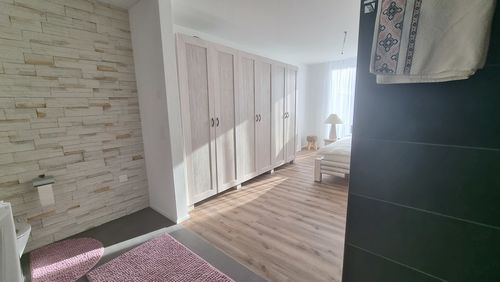 Customer photo review of Bambus Kleiderschrank ESSENTIAL weiß | 2-6 Türen