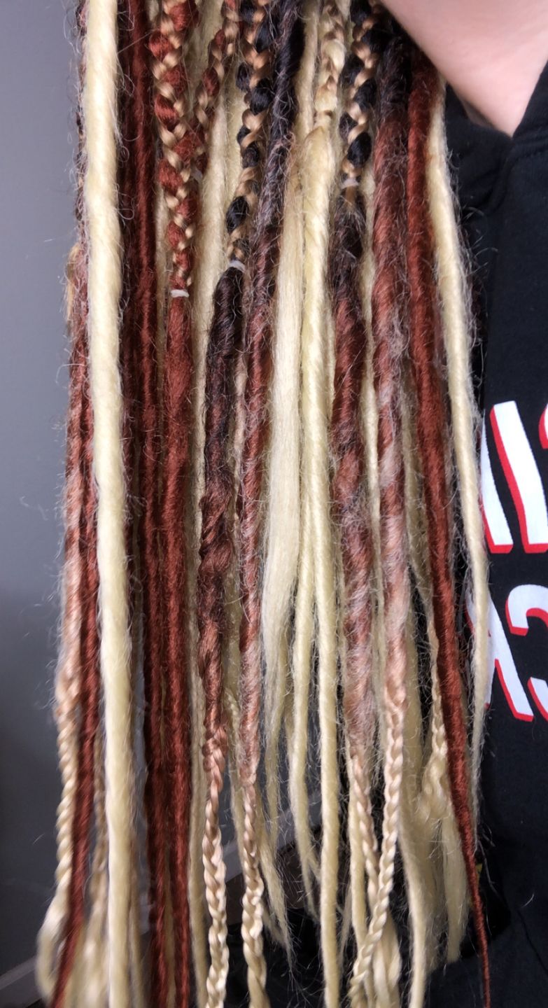 Customer photo review of Dark Red  - (1 pack of 5 Dreads)