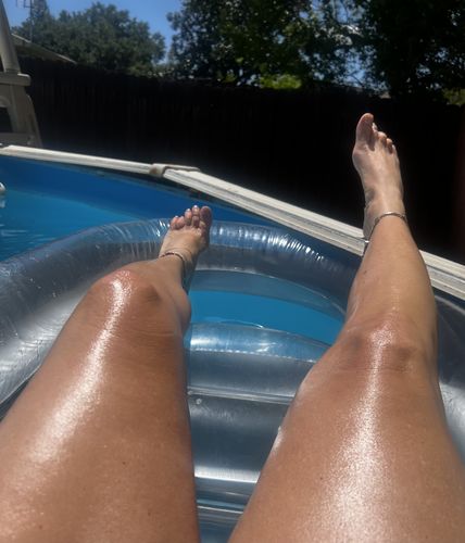 Customer photo review of 100% Natural & Organic Tanning Oil