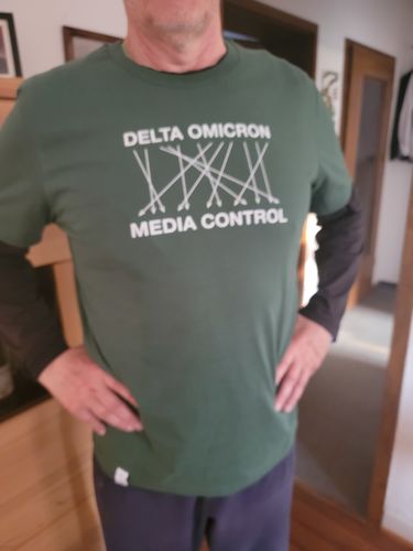 Customer photo review of DEZENTE REBELLEN ORGANIC SHIRT BUBEN • DELTA OMICRON