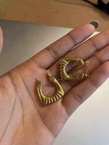 Customer photo review of Lisbon Hoops