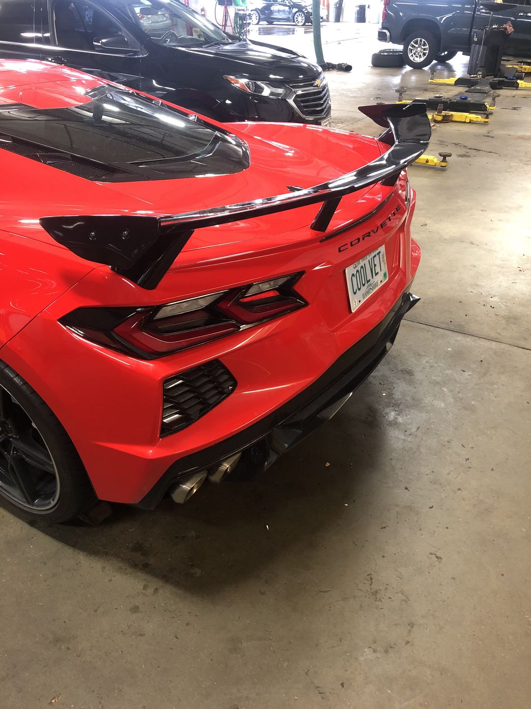 Customer photo review of Chevrolet Corvette C8 Rear Trunk Spoiler High Wing
