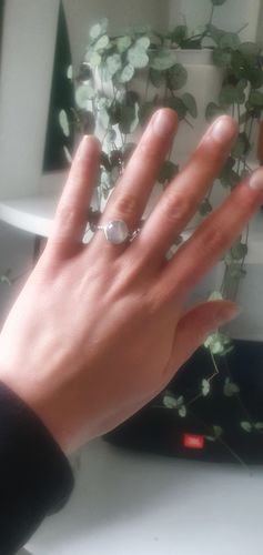 Customer photo review of Irregular Moonstone Ring (Silver)