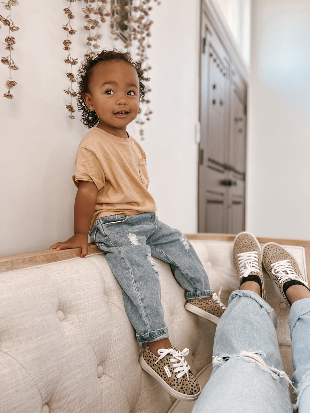 Customer photo review of Cheetah - Low Top Sneakers