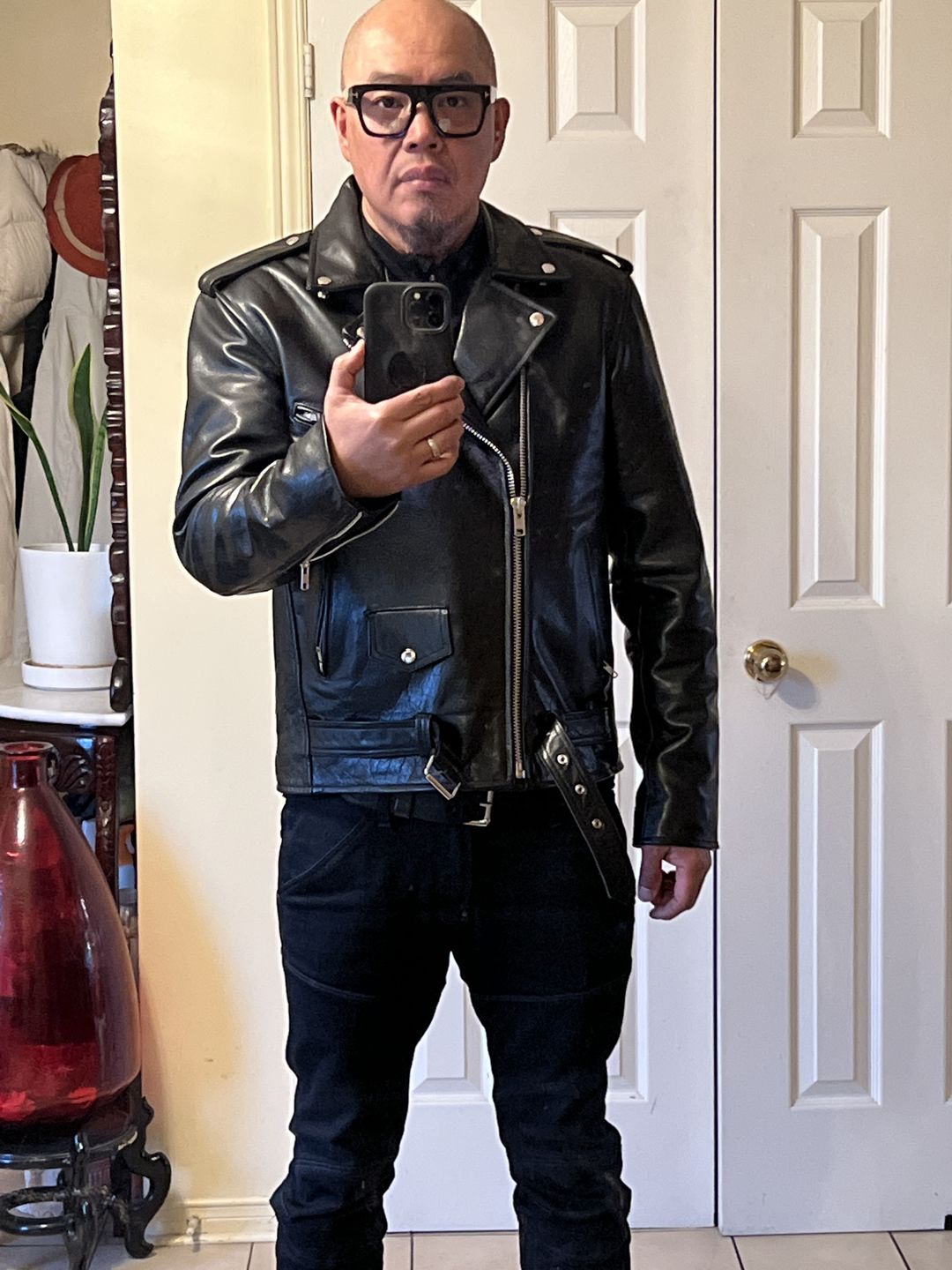 Customer photo review of "Perfect" Biker Style Classic Black Premium Heavy Leather Jacket