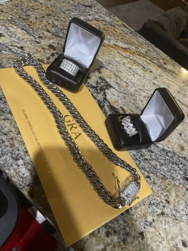 Customer photo review of 3 Carat VVS1 Moissanite Cuban Link Ring