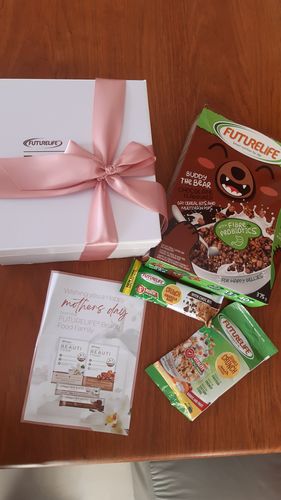 Customer photo review of Mother's Day Beauti Gift Box