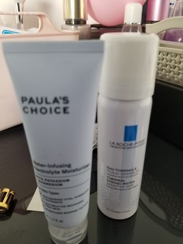 Customer photo review of Paula's Choice Water-Infusing Electrolyte Moisturiser