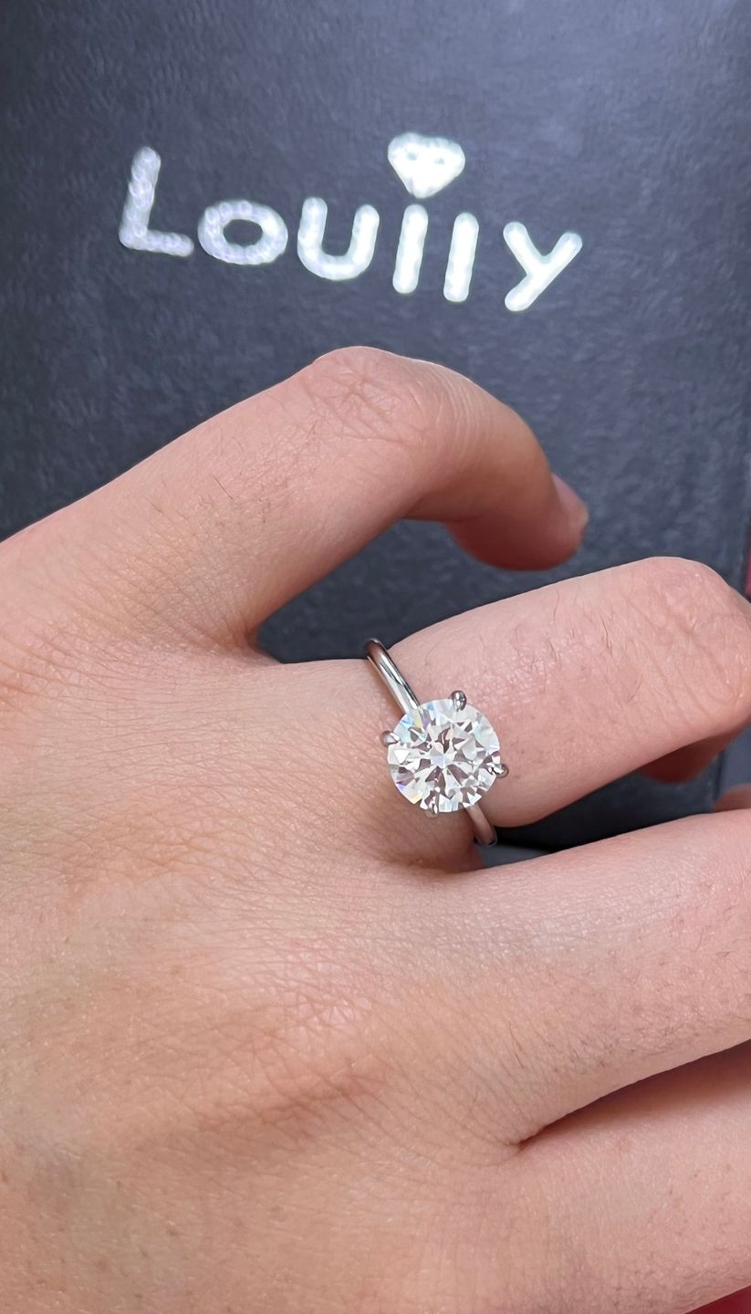 Customer photo review of Louily Classic Round Cut Engagement Ring For Women In Sterling Silver