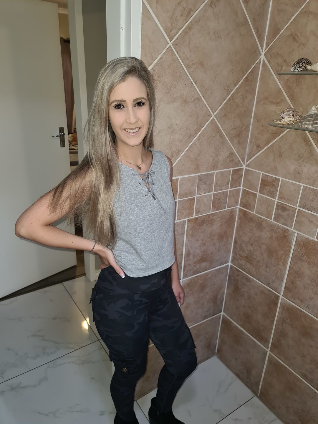 Customer photo review of TNG Cargo Leggings -  Black Camo