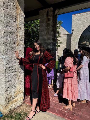 Customer photo review of Long Sleeve Embroidered Free Size Bisht