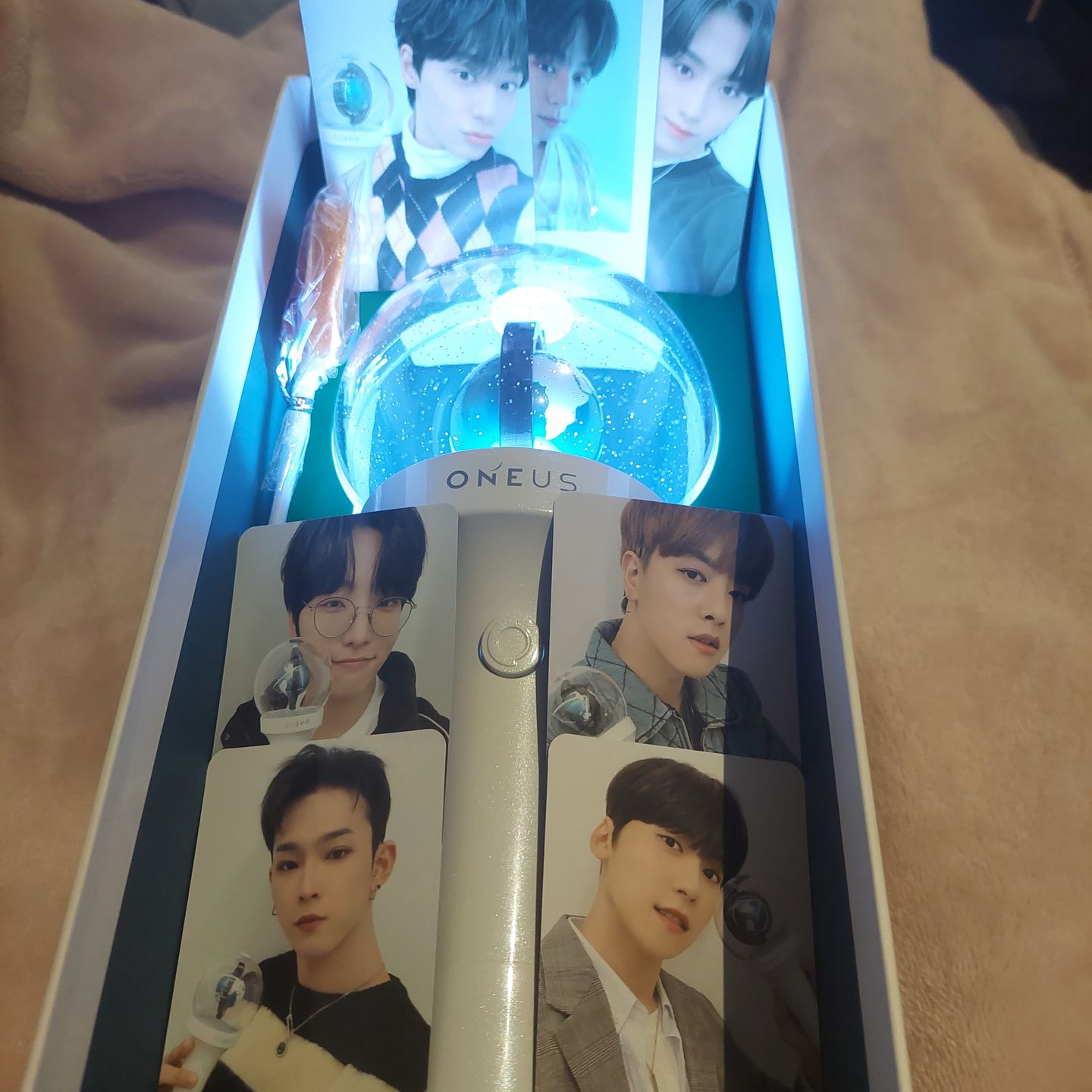 Customer photo review of ONEUS - OFFICIAL LIGHT STICK VER.2