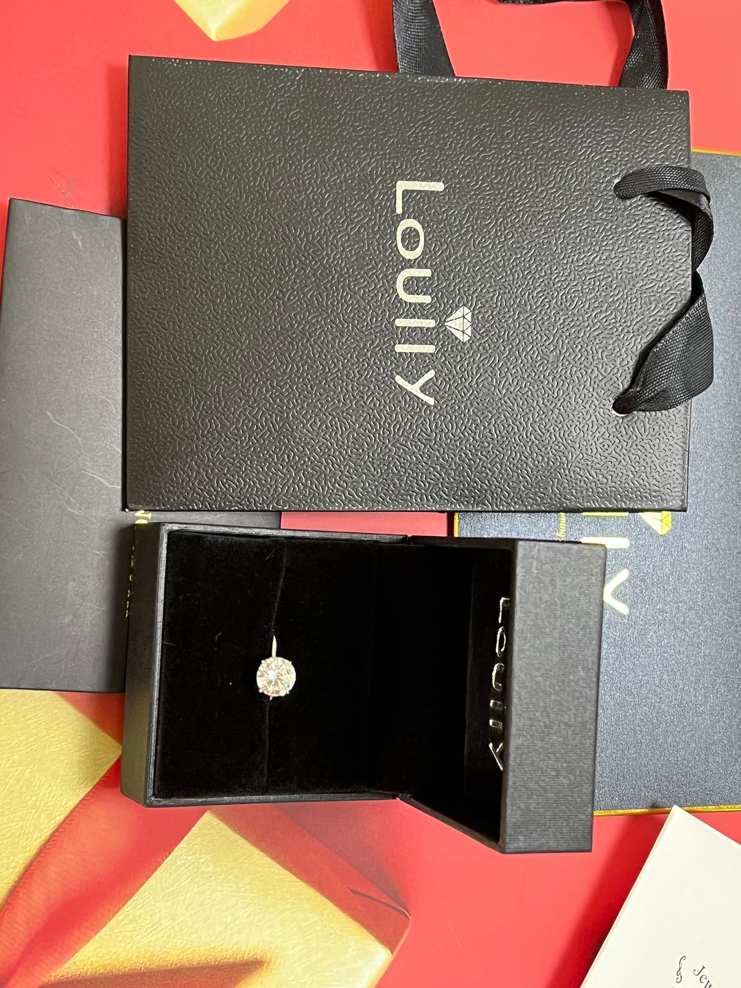 Customer photo review of Louily Classic Round Cut Engagement Ring For Women In Sterling Silver