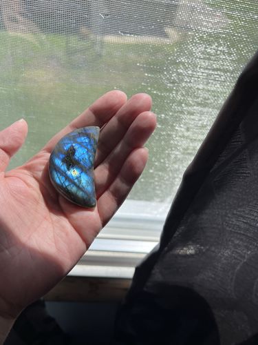 Customer photo review of High Flash Labradorite Moon