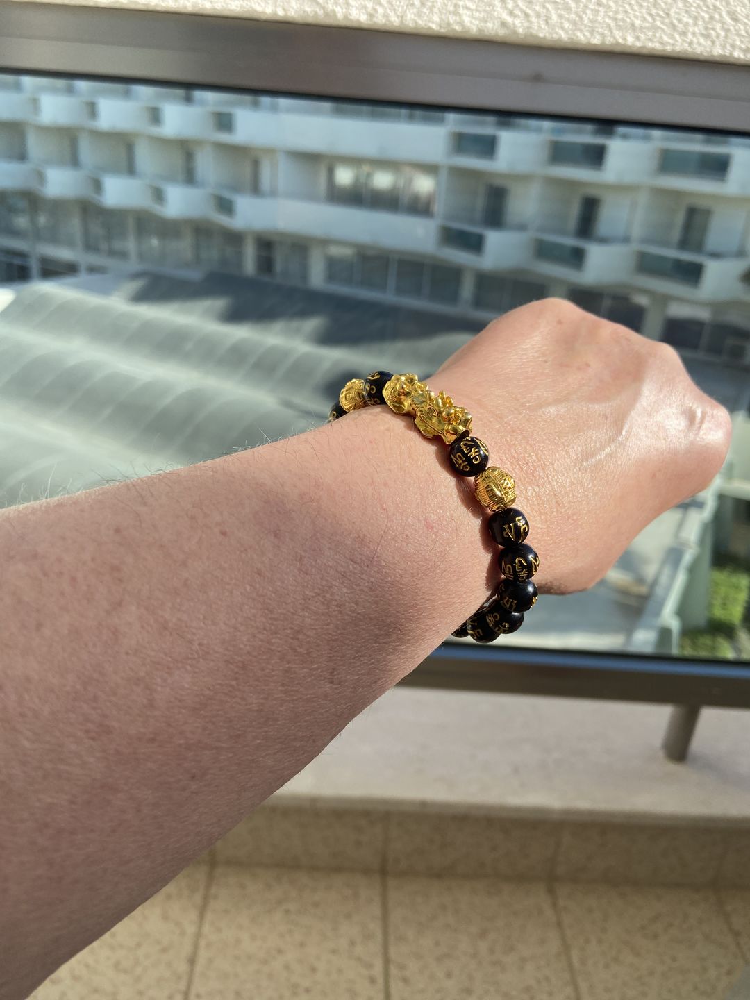 Customer photo review of Feng Shui Pixiu Schwarzes Obsidian Glücks Armband