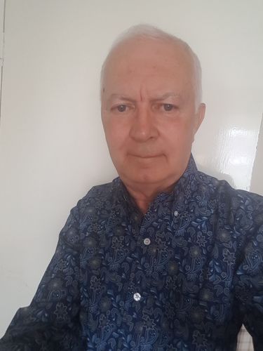 Barry R. review of Men's Blue Paisley shirt - PS 24 image 1 out of 1