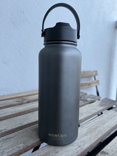 Customer photo review of 32oz Metallic Ace Bottle 950ml