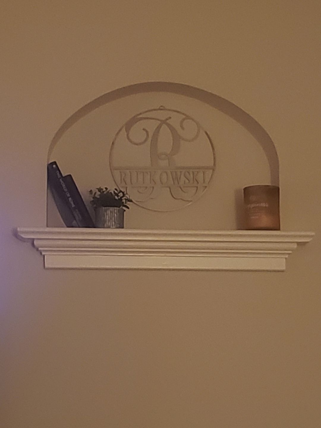 Customer photo review of 12" Circle Monogram With Name