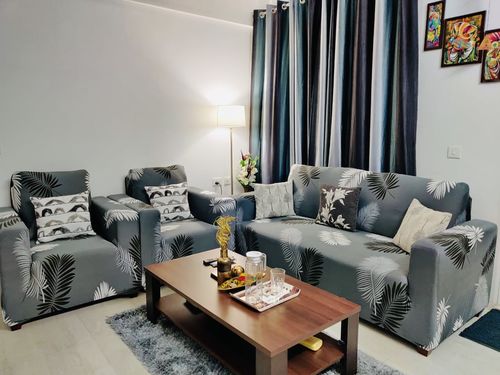 Customer photo review of Elastic Couch Cover