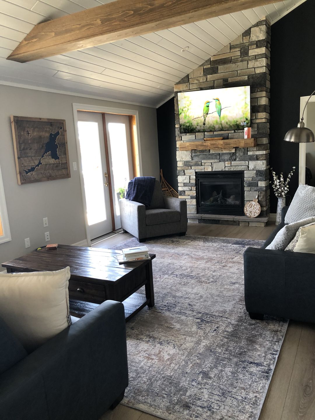 Customer photo review of Abstract Border Echo Blue Grey Rug