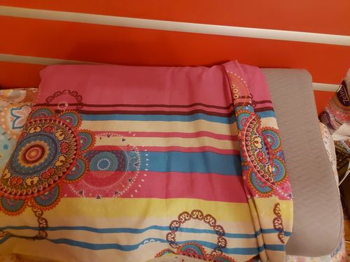 Customer photo review of Soft Curved Latex Pillow