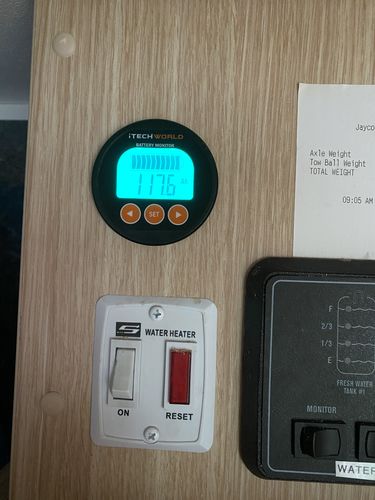 Customer photo review of iTECHBM500 500 Amp Battery Monitor with Shunt
