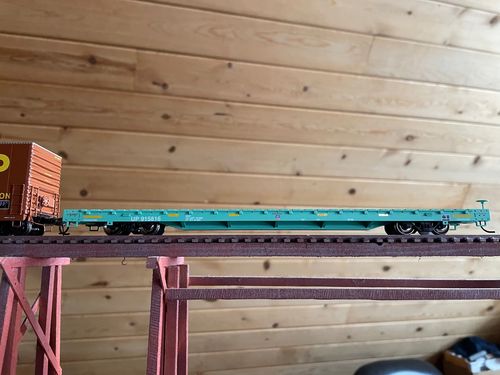 Customer photo review of ATLAS HO TM 68' BULKHEAD FLAT CAR UNION PACIFIC [MOW] #915816