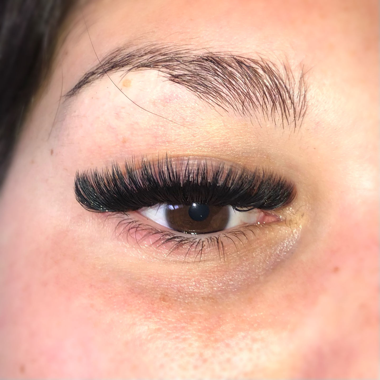 Customer photo review of Super Easy Fan Lash Extensions 0.05mm