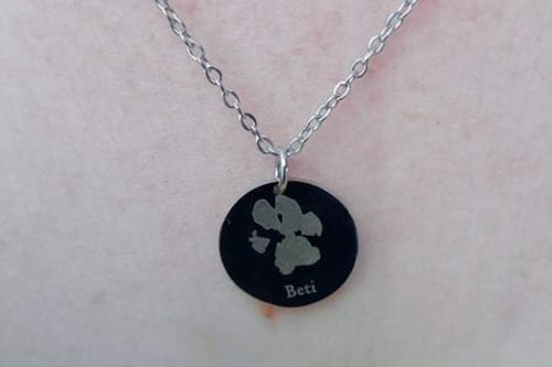 Customer photo review of Verižica: Paw