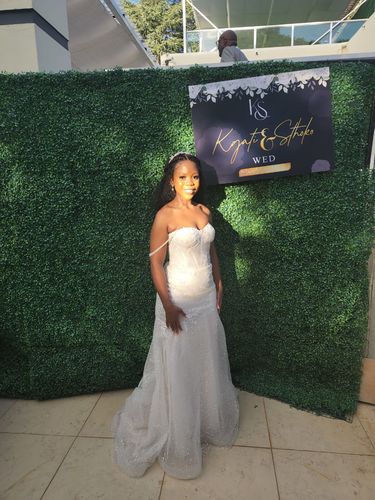 Customer photo review of THANDO - Peruvian 13x4 Lace Front Wig