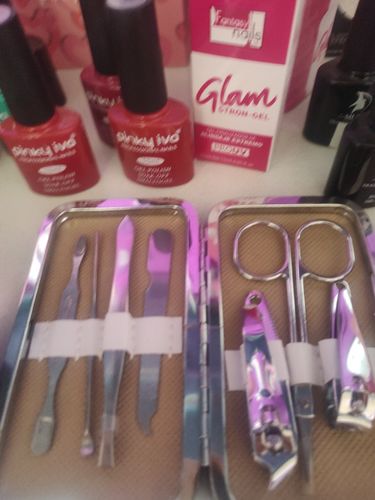 Customer photo review of Mini Kit Herramientas Manicura y Pedicura