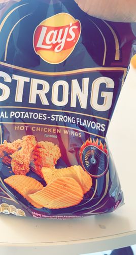 Customer photo review of Lay's Strong Hot Wings