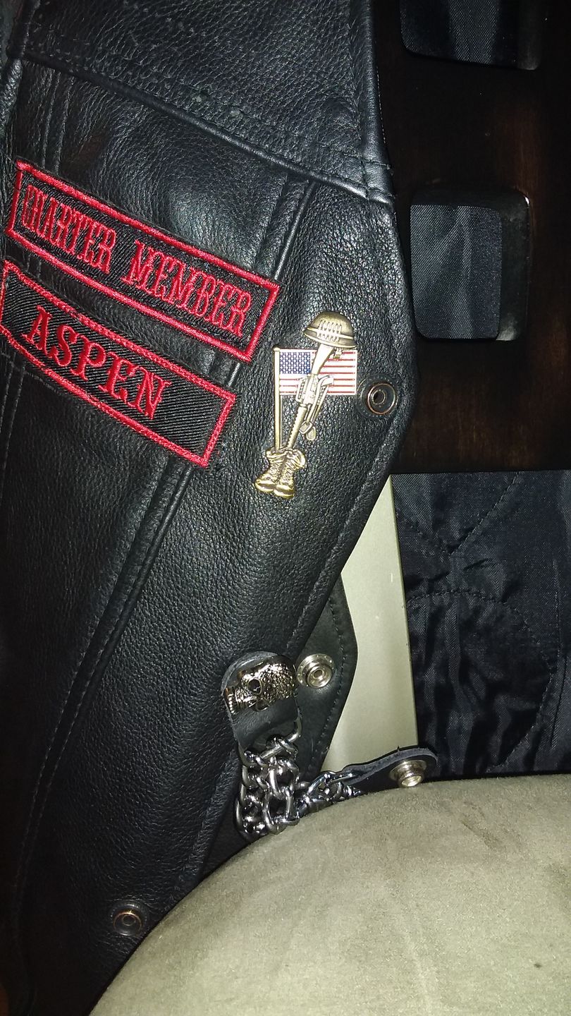Customer photo review of Fallen Soldier USA Memorial Pin