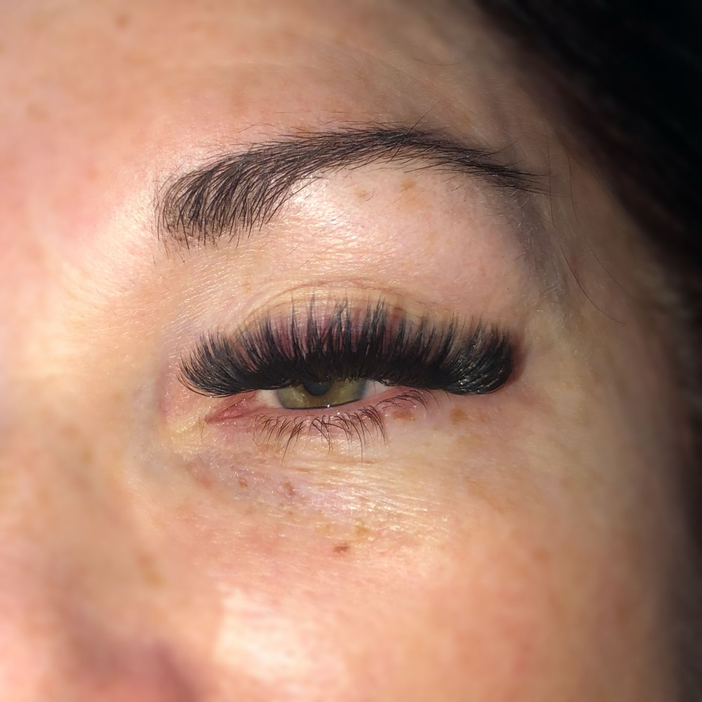 Customer photo review of Super Easy Fan Lash Extensions 0.05mm