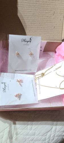 Customer photo review of Aretes Afrodita