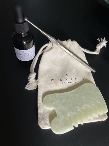 Customer photo review of Jade Comb Self Discovery Kit