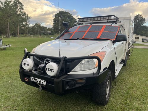 Customer photo review of 200W Solar Blanket Kit Solar Panel for Caravan, Camping, Boats, 4WD, Motorhome