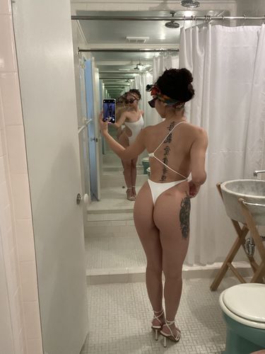 Customer photo review of THE JODIE ONE-PIECE SWIMSUIT