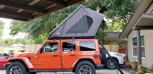 Customer photo review of Outdoorsman XL Plus Clam Shell 56.5'