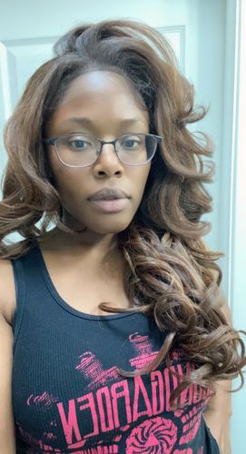 Customer photo review of Outre Perfect Hairline 13x6 Fully Hand-Tied Lace Front Wig Julianne 24"
