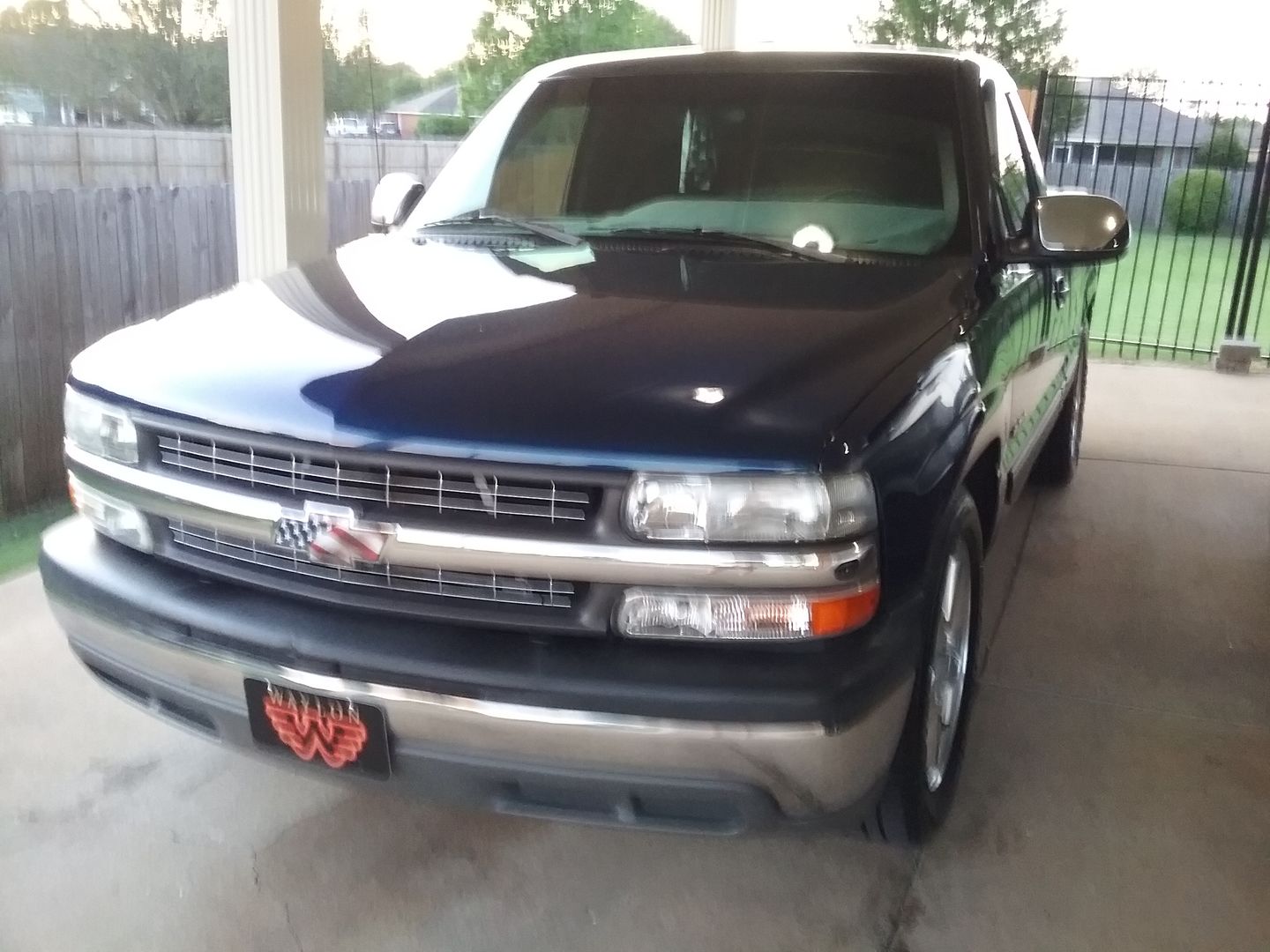 Customer photo review of Waylon Jennings Flying W License Plate